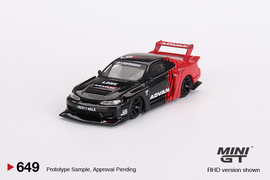 Mini GT 1/64 Nissan LB-Super Silhouette S15 SILVIA - Advan